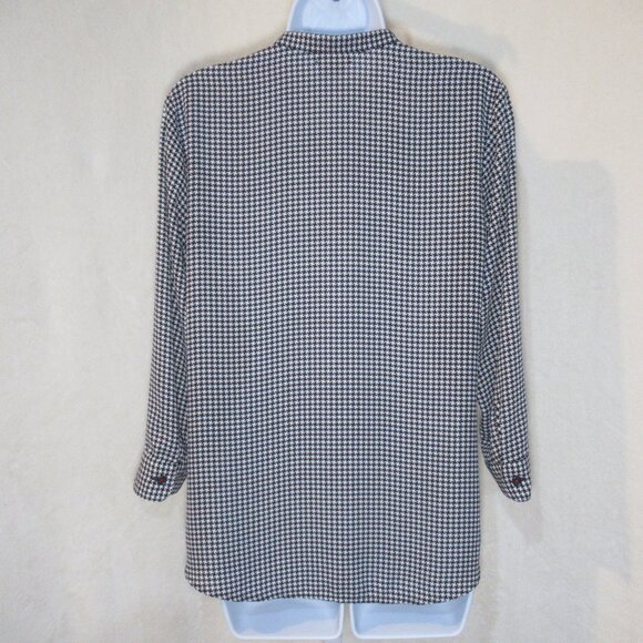 Van Heusen Black & White Houndstooth Blouse Sz S – 3/4 Sleeve Button Front - Picture 2 of 10